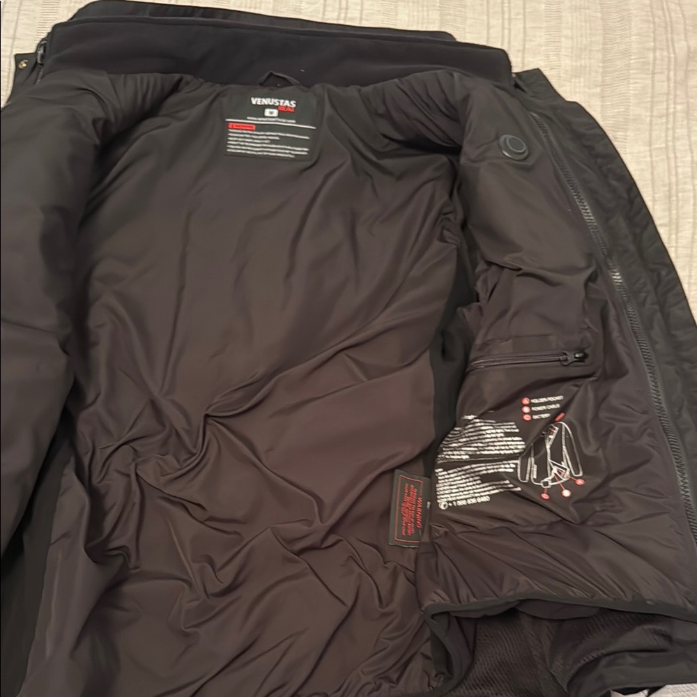 Venustas Black Performance Heated Jacket With Wea… - image 5